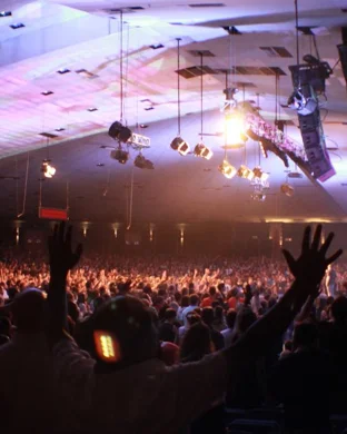 Jennifer Lyn and The Groove Revival